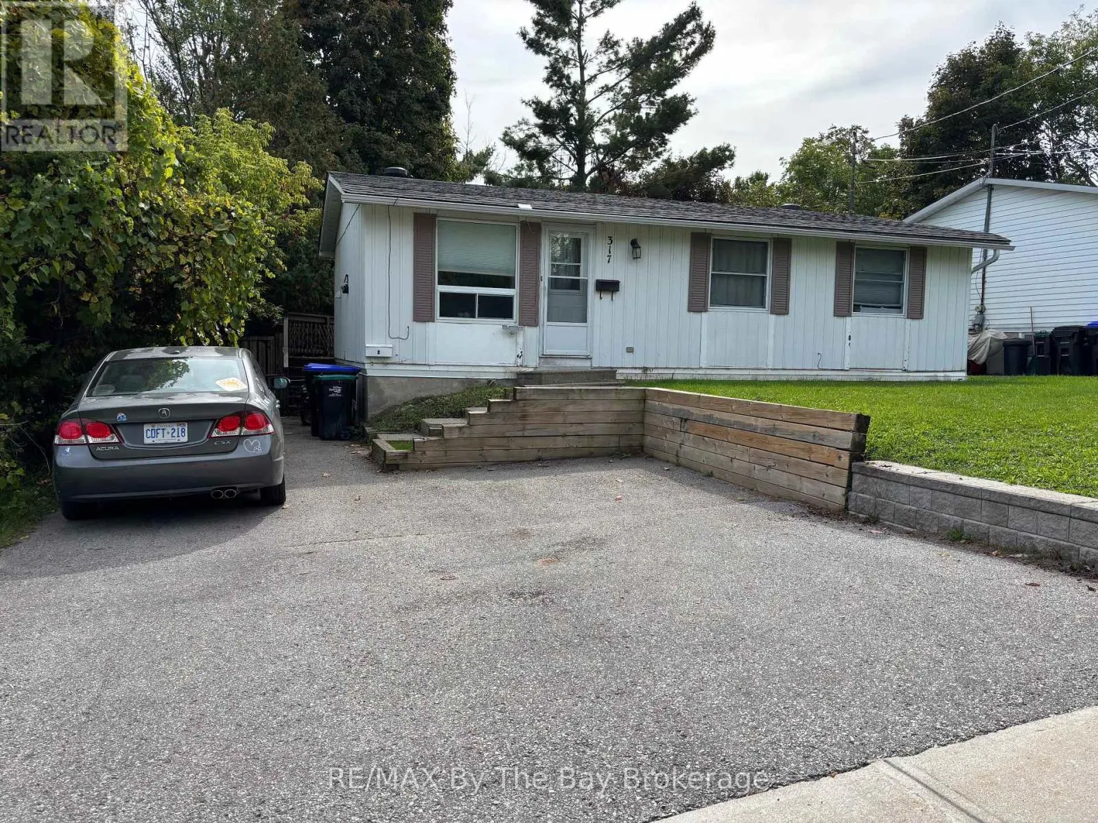 317 HUGEL AVENUE