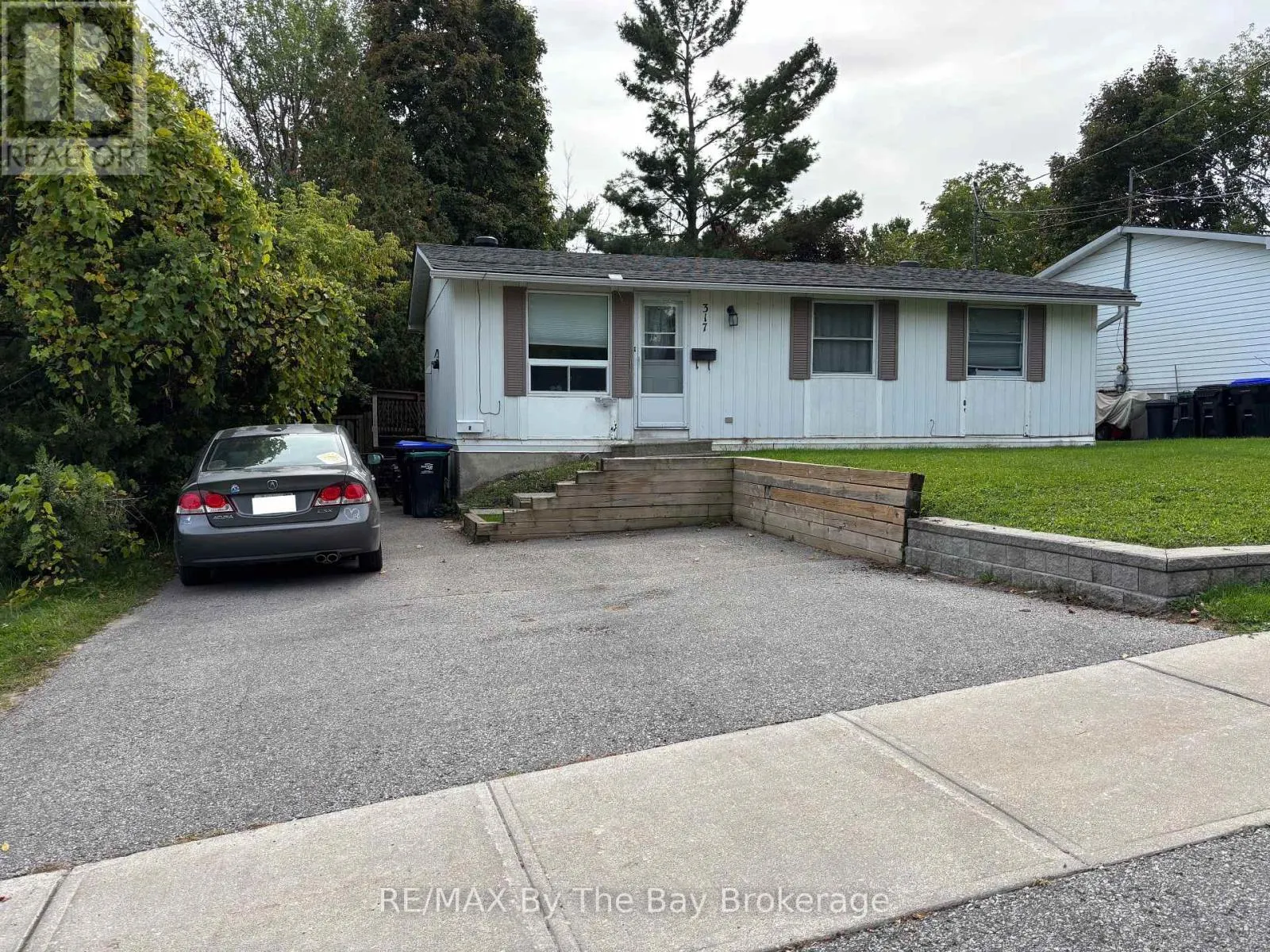 317 HUGEL AVENUE