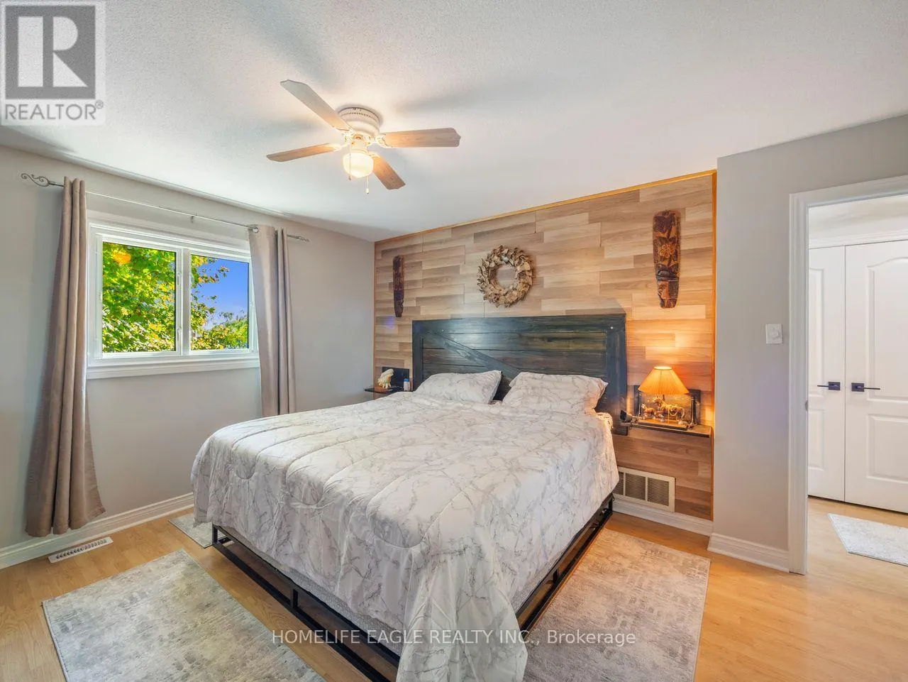 15 BROWN WOOD DRIVE