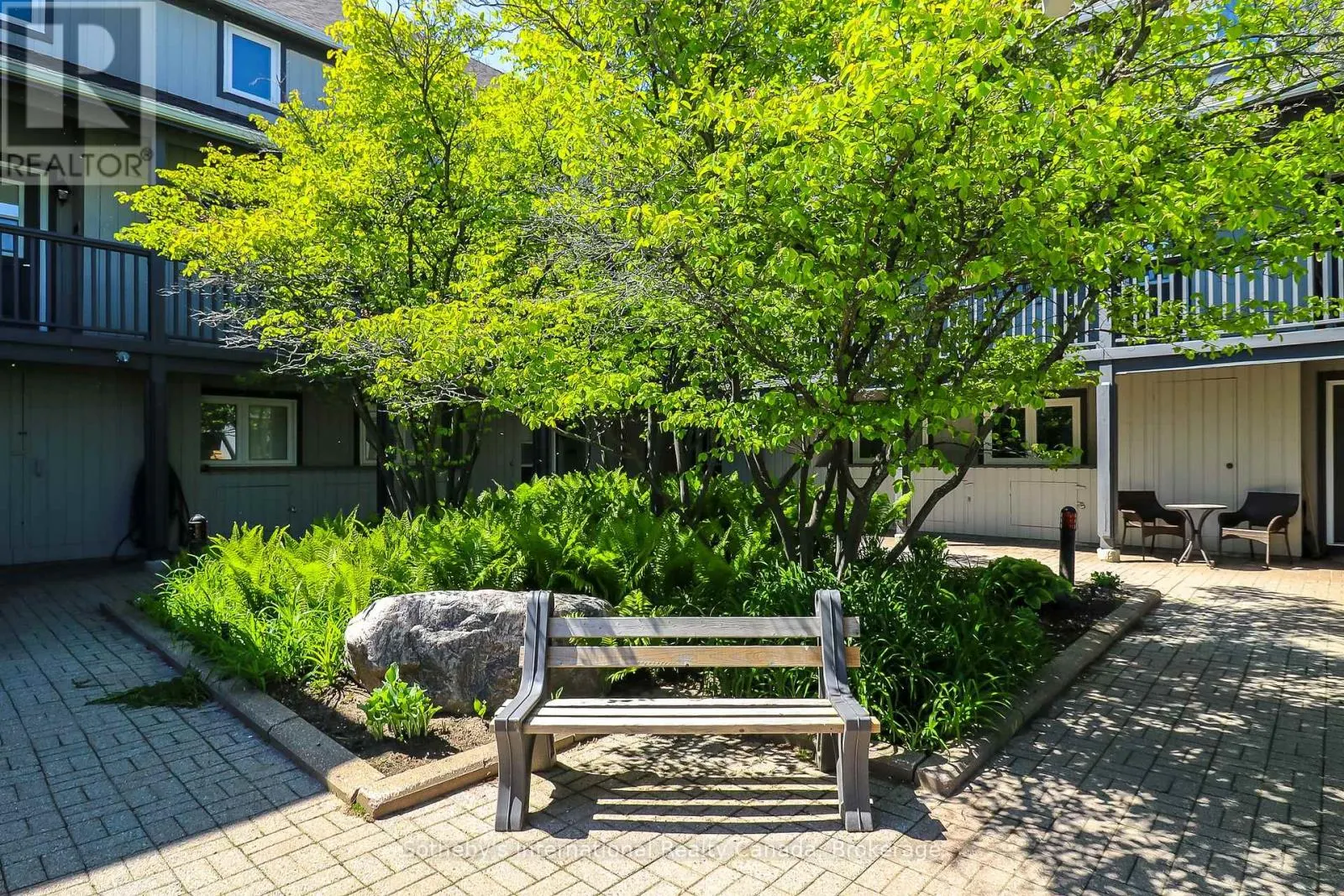 348 MARINERS WAY