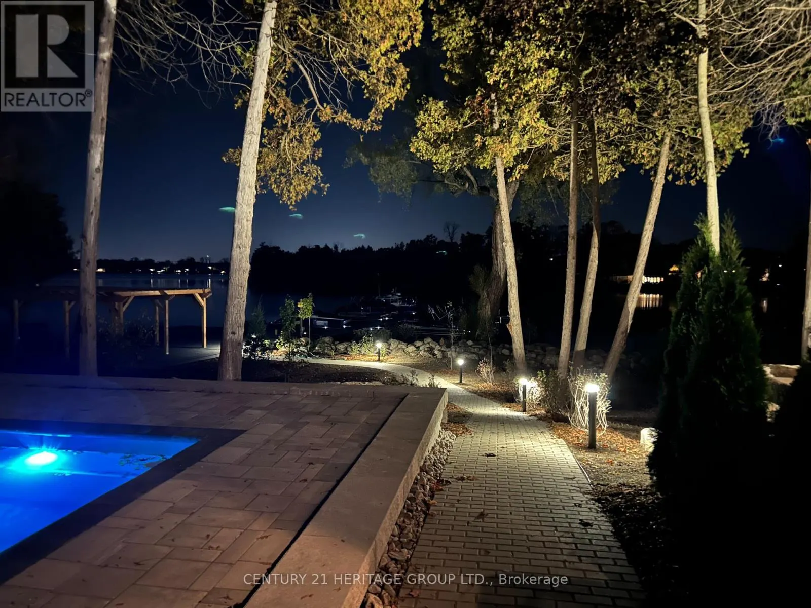 44 RUBY CRESCENT