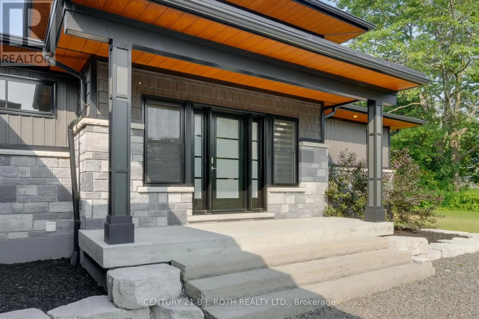 3510 BRENNAN LINE W