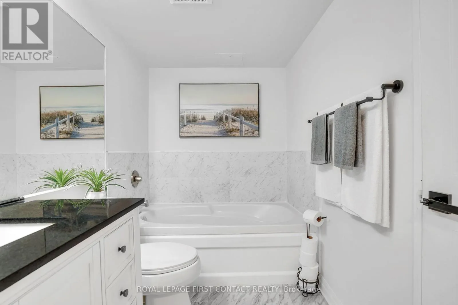 908 - 140 DUNLOP STREET E