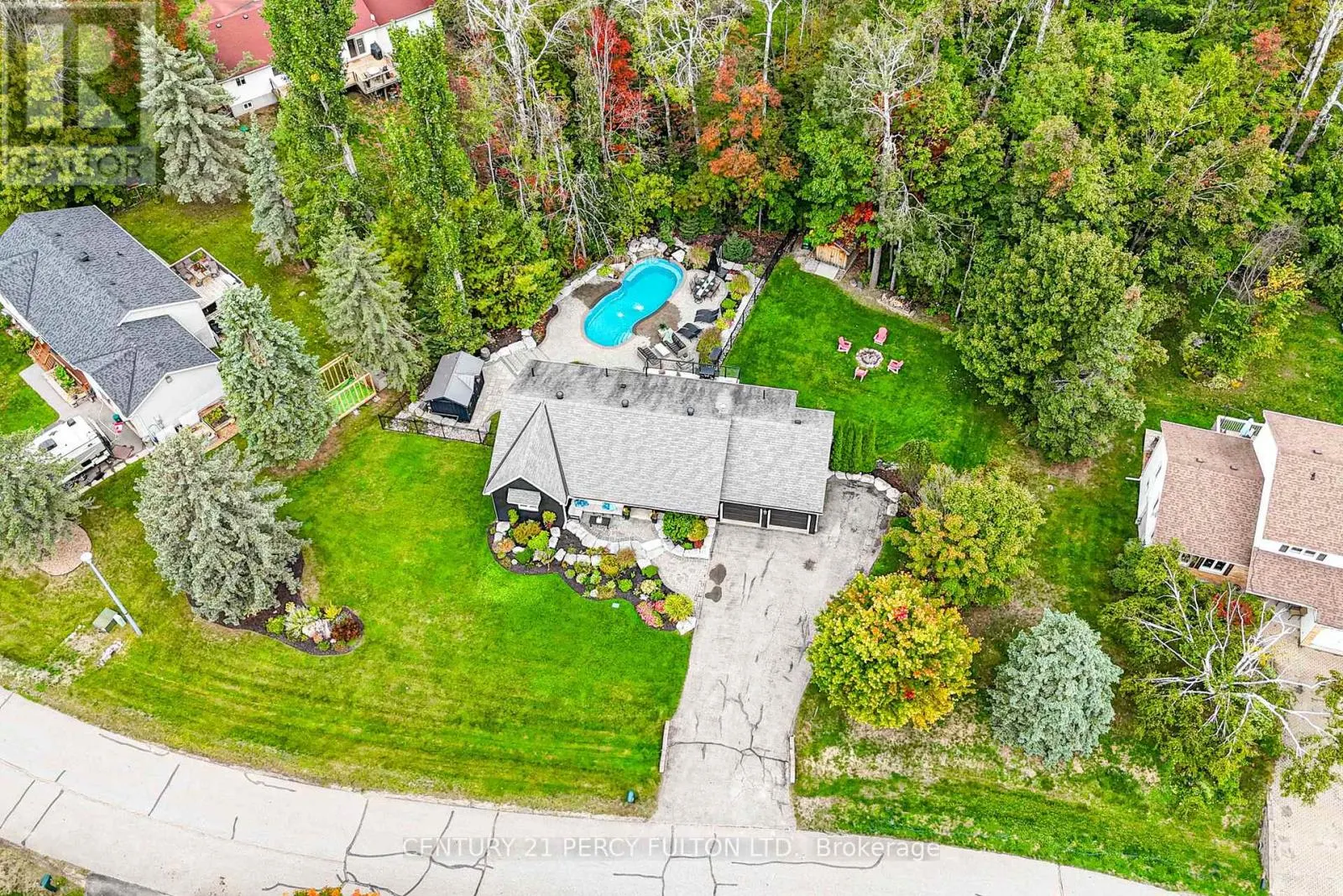 13 HICKORY LANE