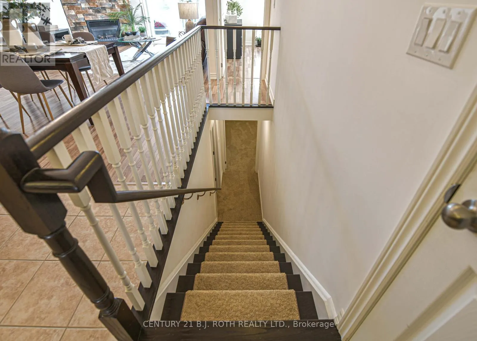 28 CANTERBURY CIRCLE