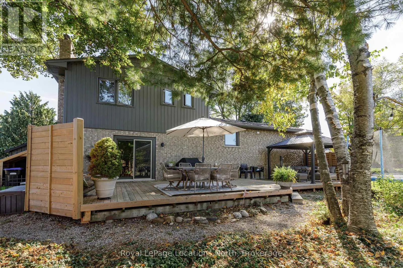 31 BROCK CRESCENT