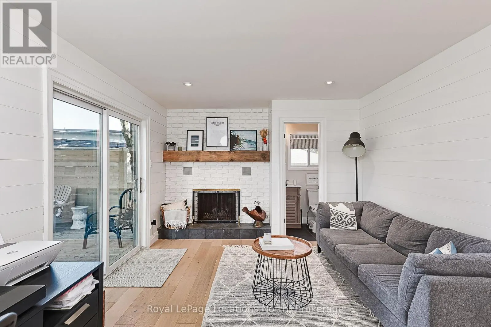 31 BROCK CRESCENT