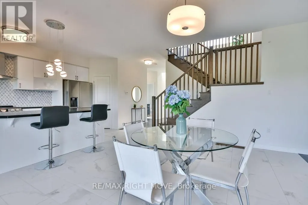 3721 QUAYSIDE DRIVE