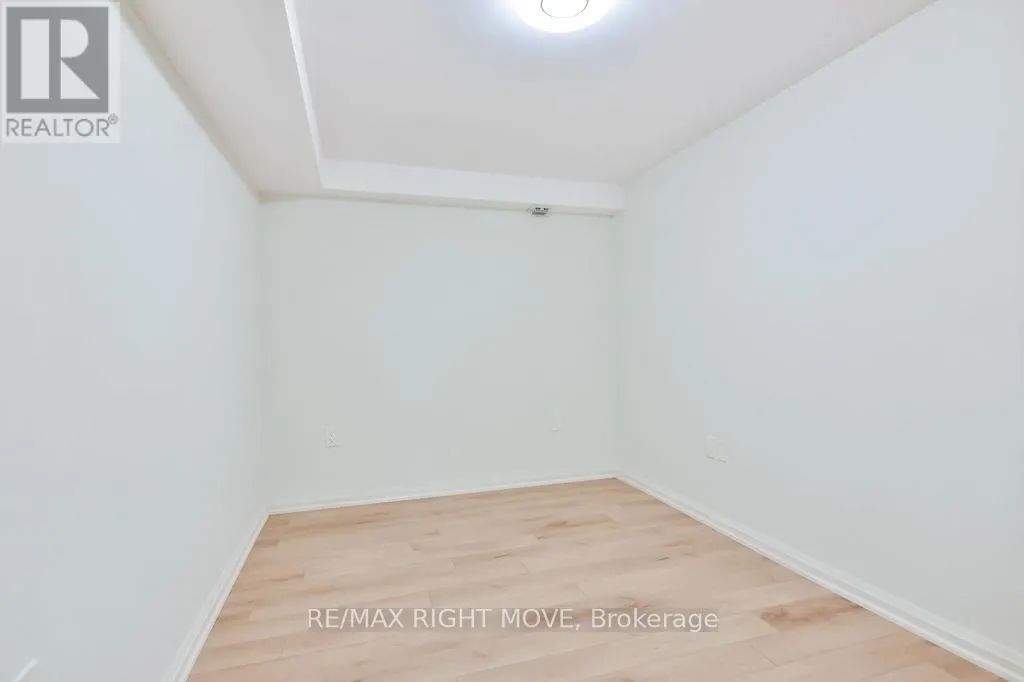 3721 QUAYSIDE DRIVE