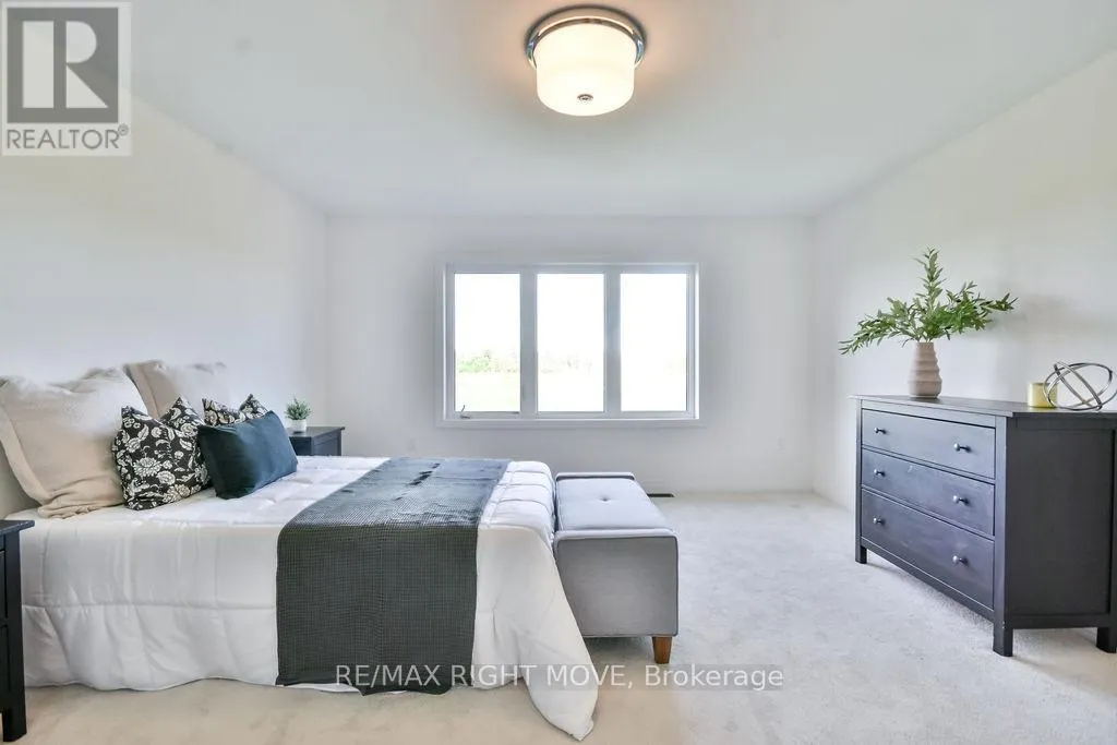 3721 QUAYSIDE DRIVE