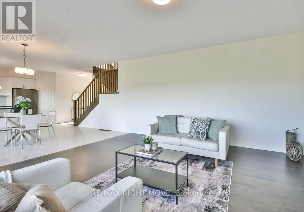 3721 QUAYSIDE DRIVE