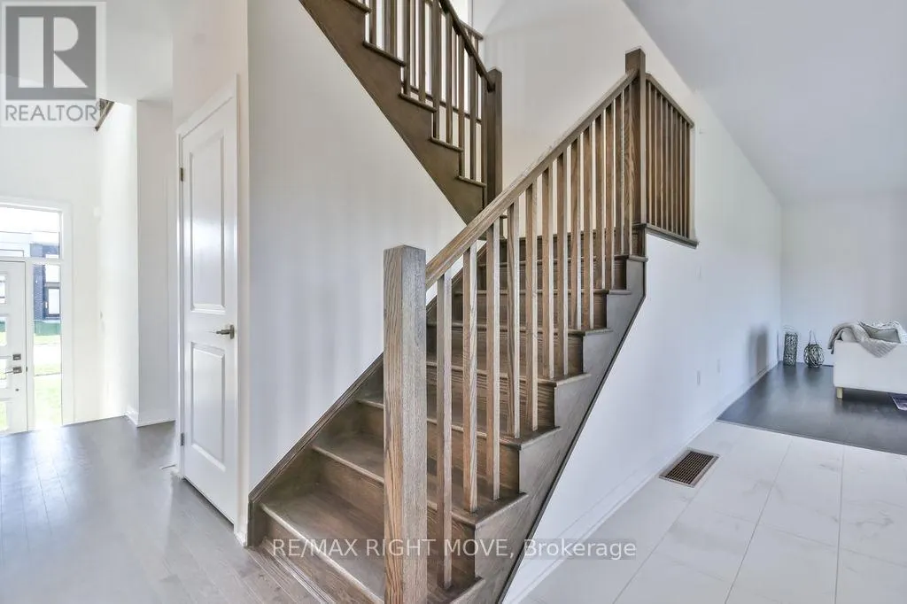 3721 QUAYSIDE DRIVE
