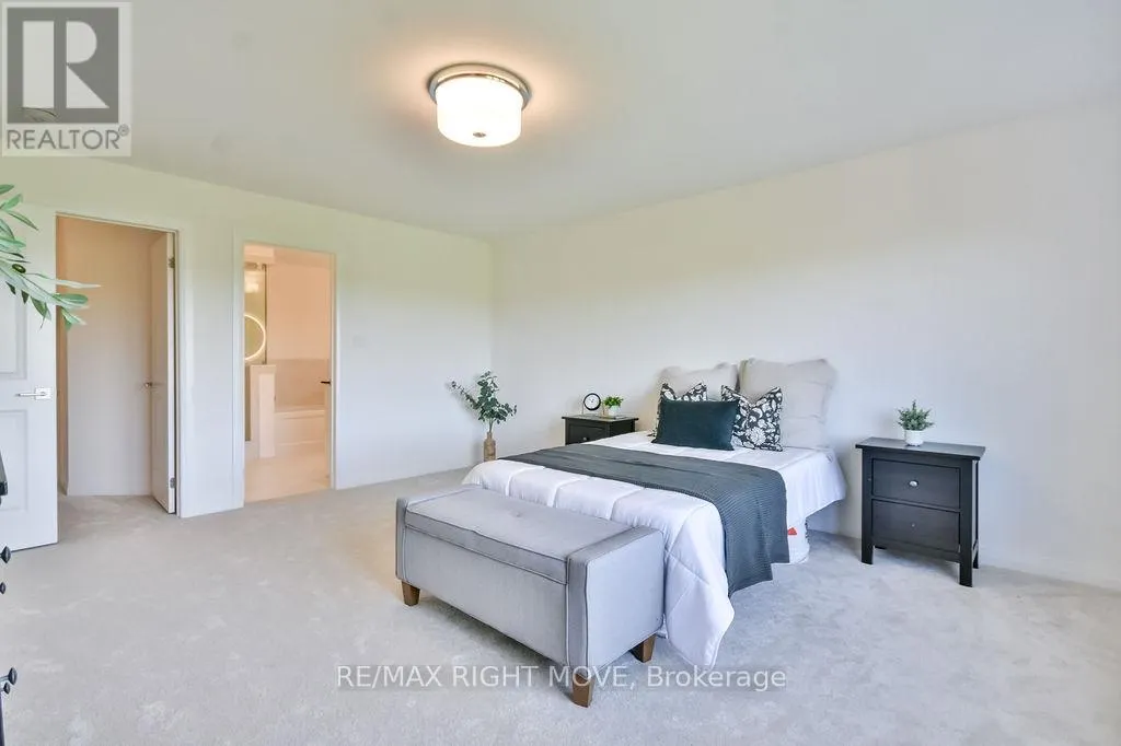 3721 QUAYSIDE DRIVE