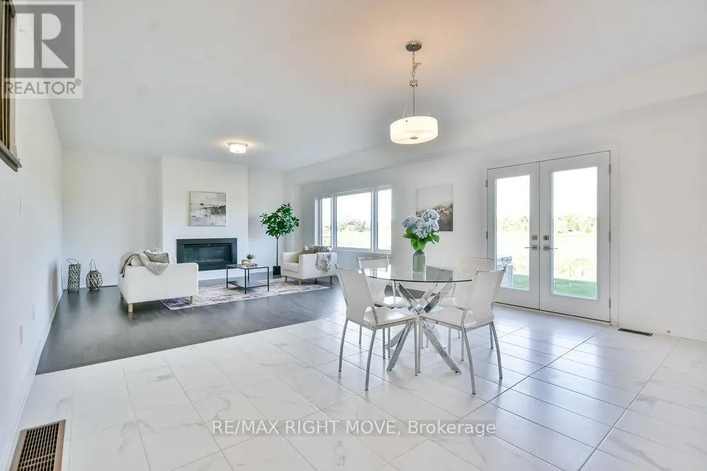 3721 QUAYSIDE DRIVE