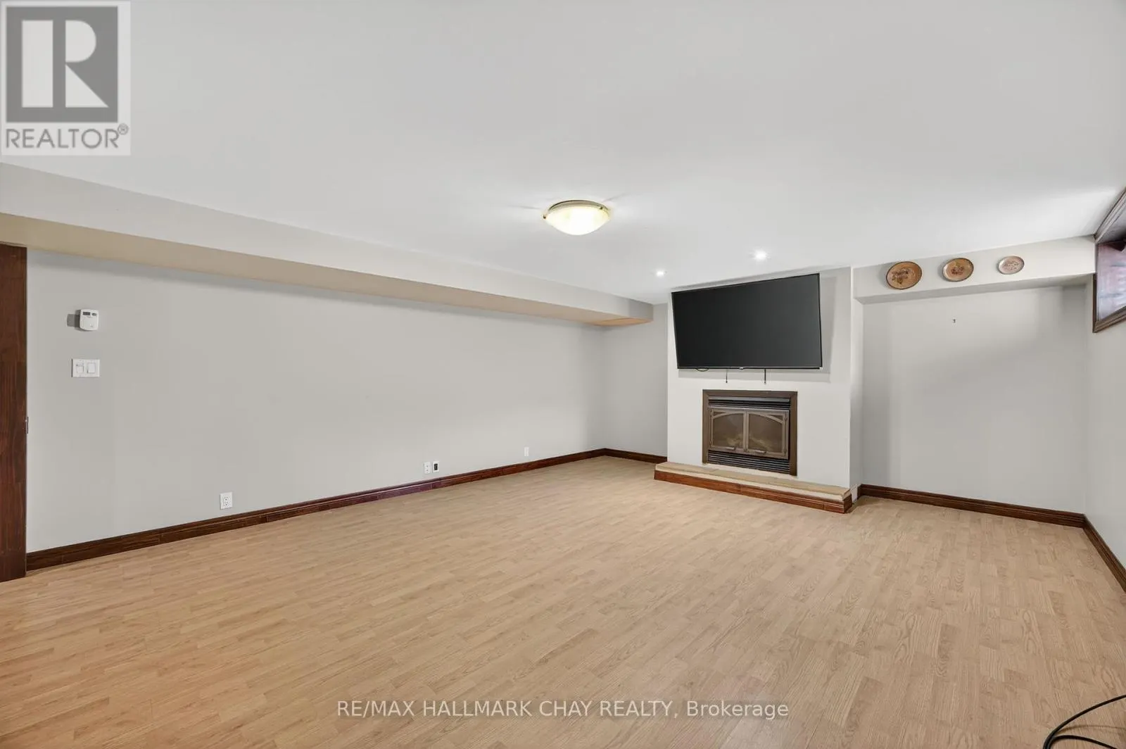 451 JAMIESON DRIVE