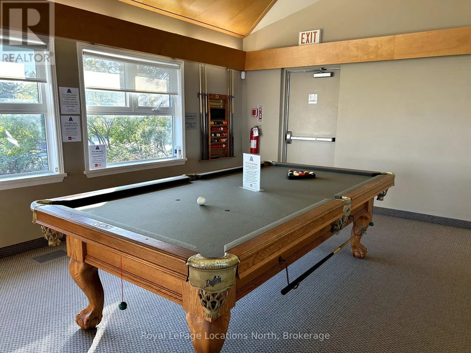 912 CEDAR POINTE COURT