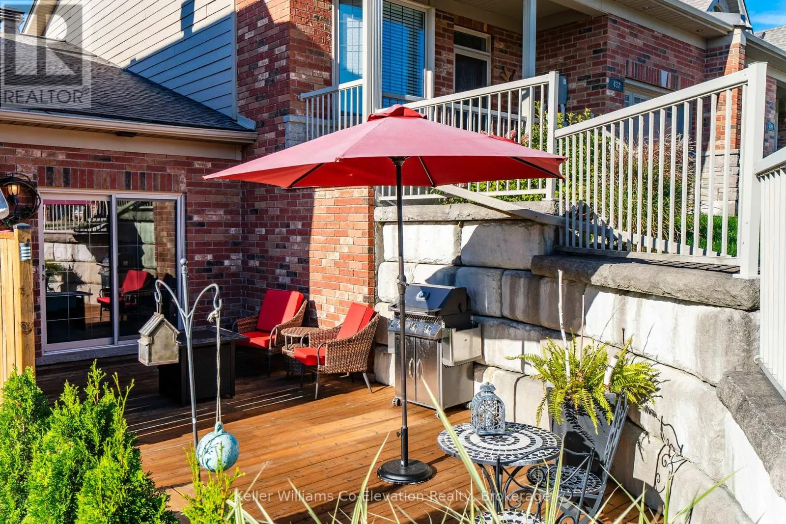 438 SHEWFELT CRESCENT
