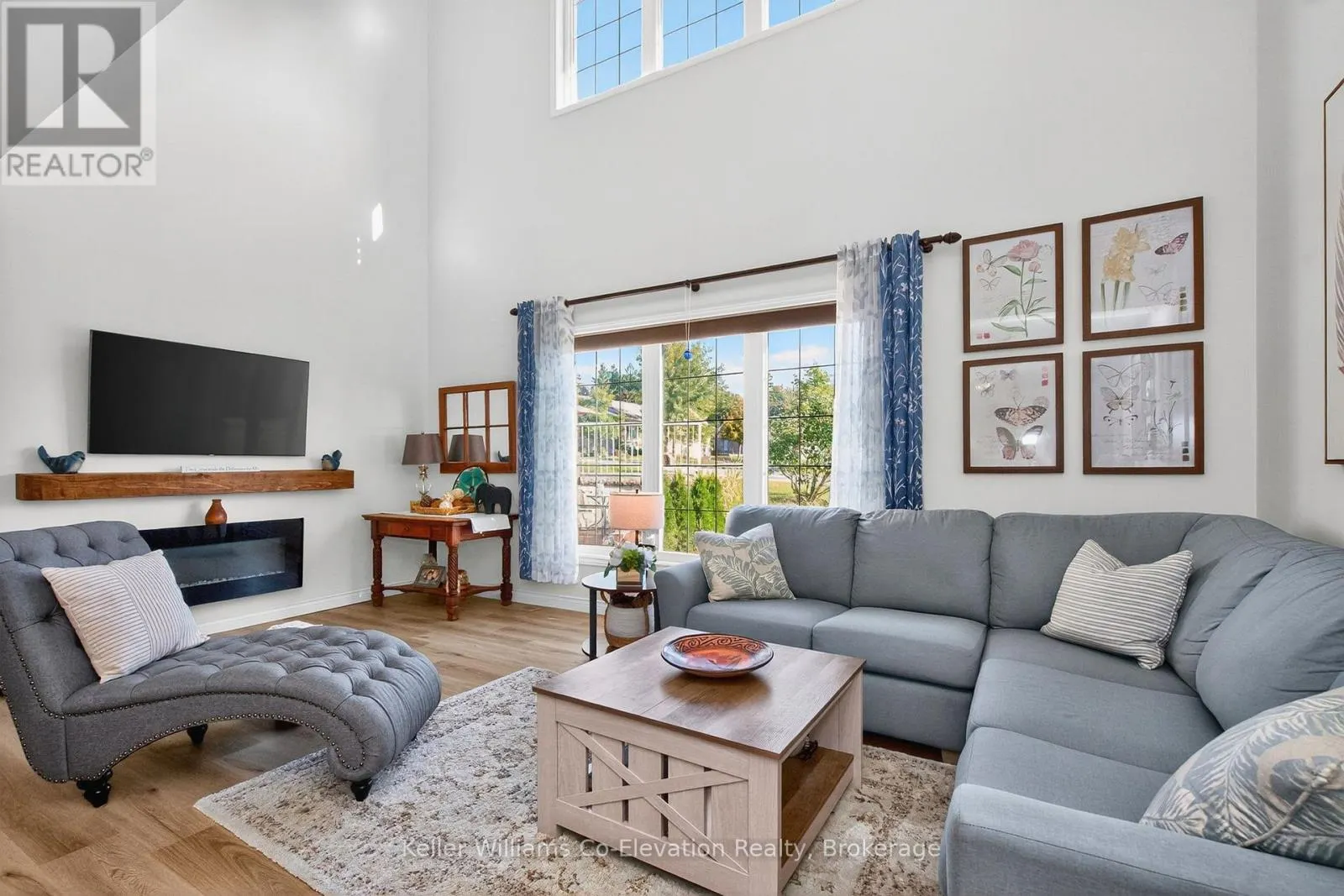 438 SHEWFELT CRESCENT