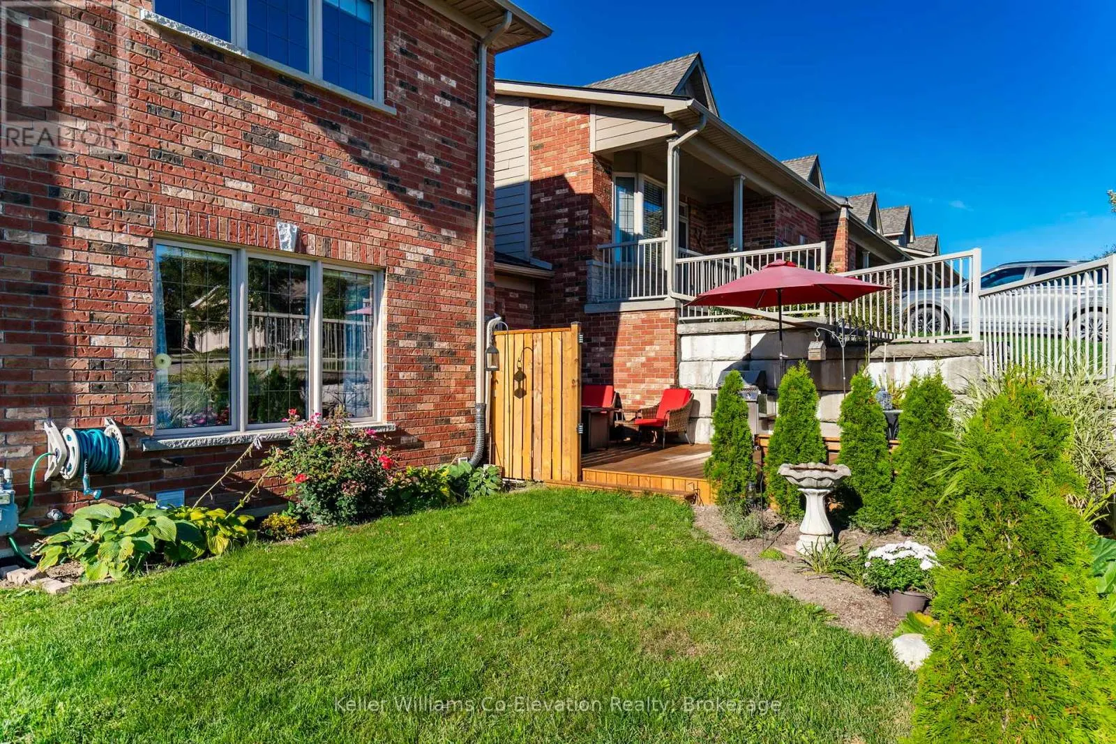 438 SHEWFELT CRESCENT