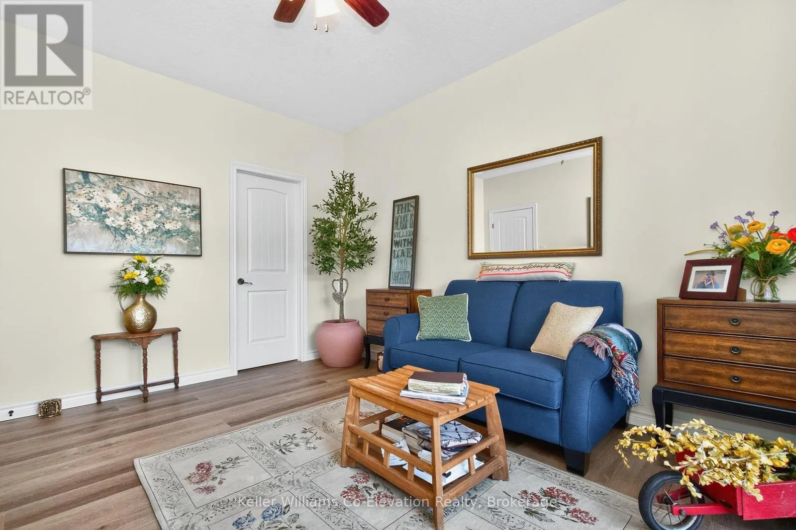 438 SHEWFELT CRESCENT