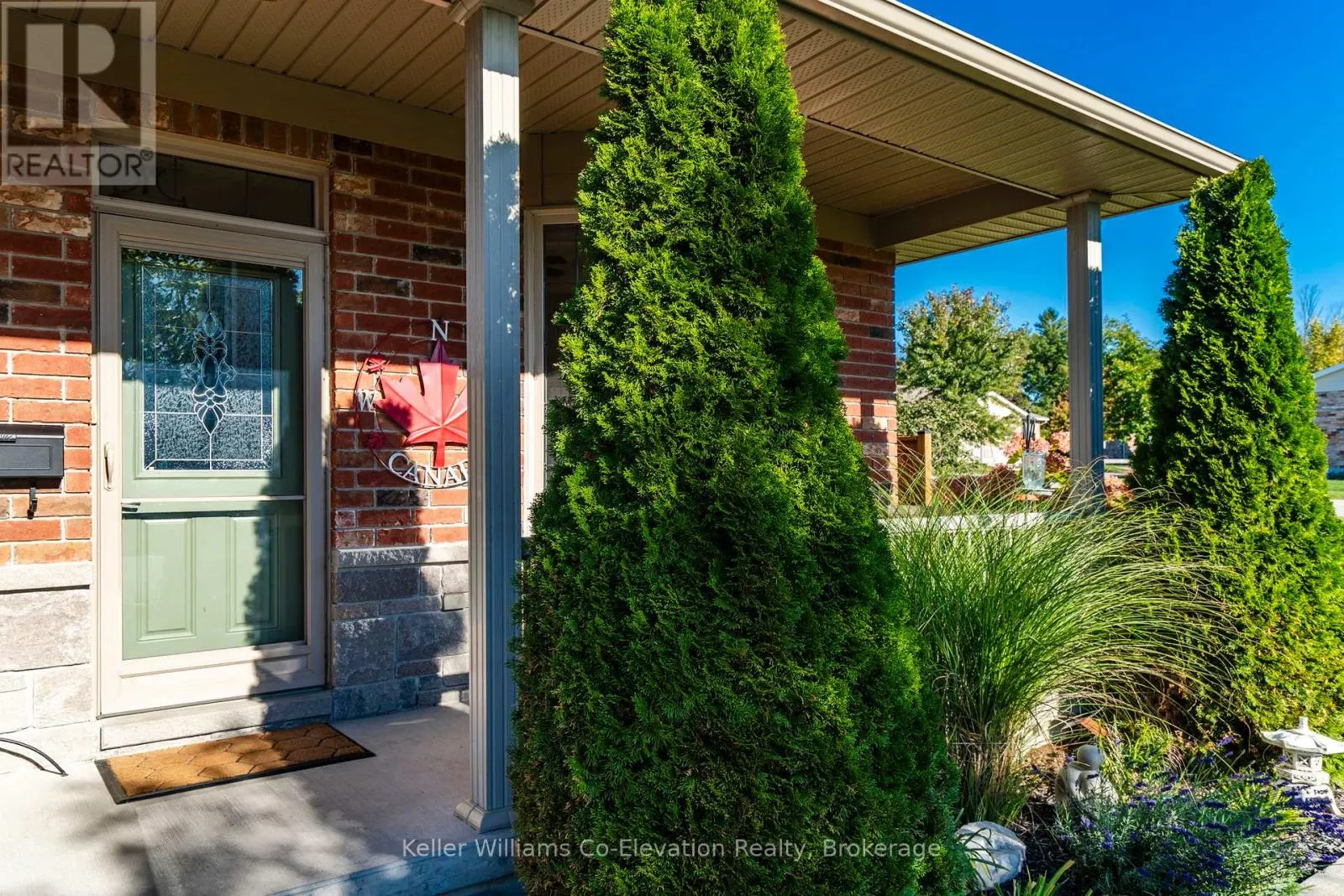 438 SHEWFELT CRESCENT