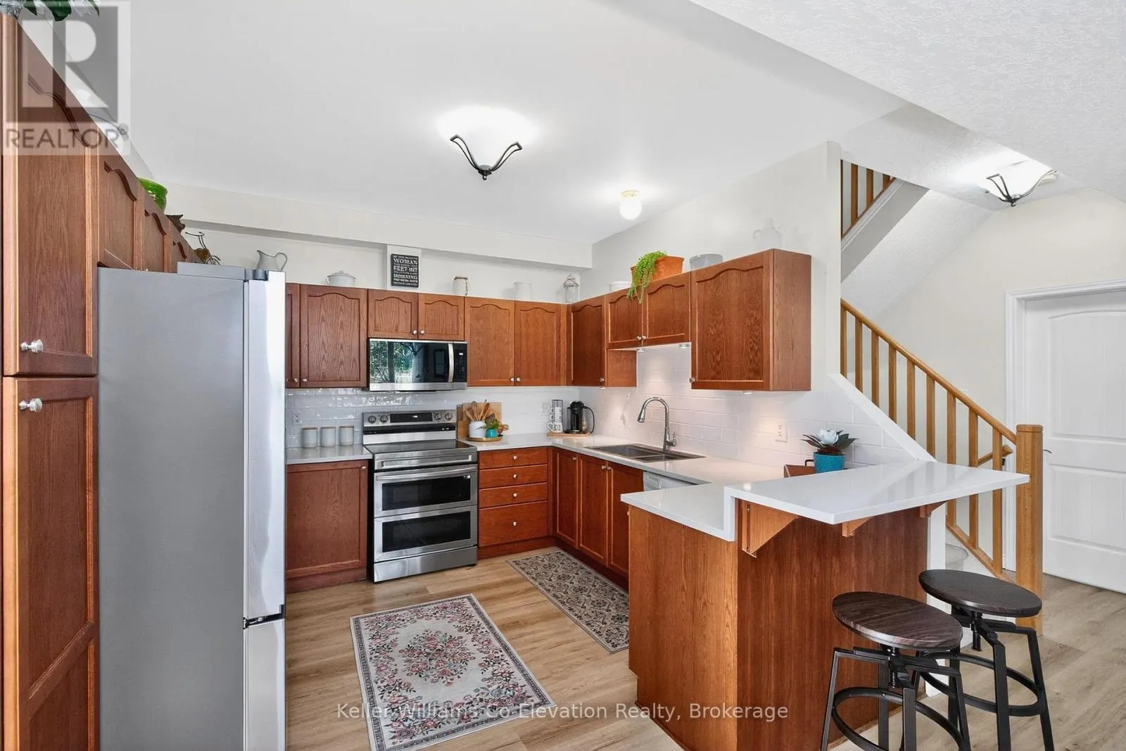 438 SHEWFELT CRESCENT