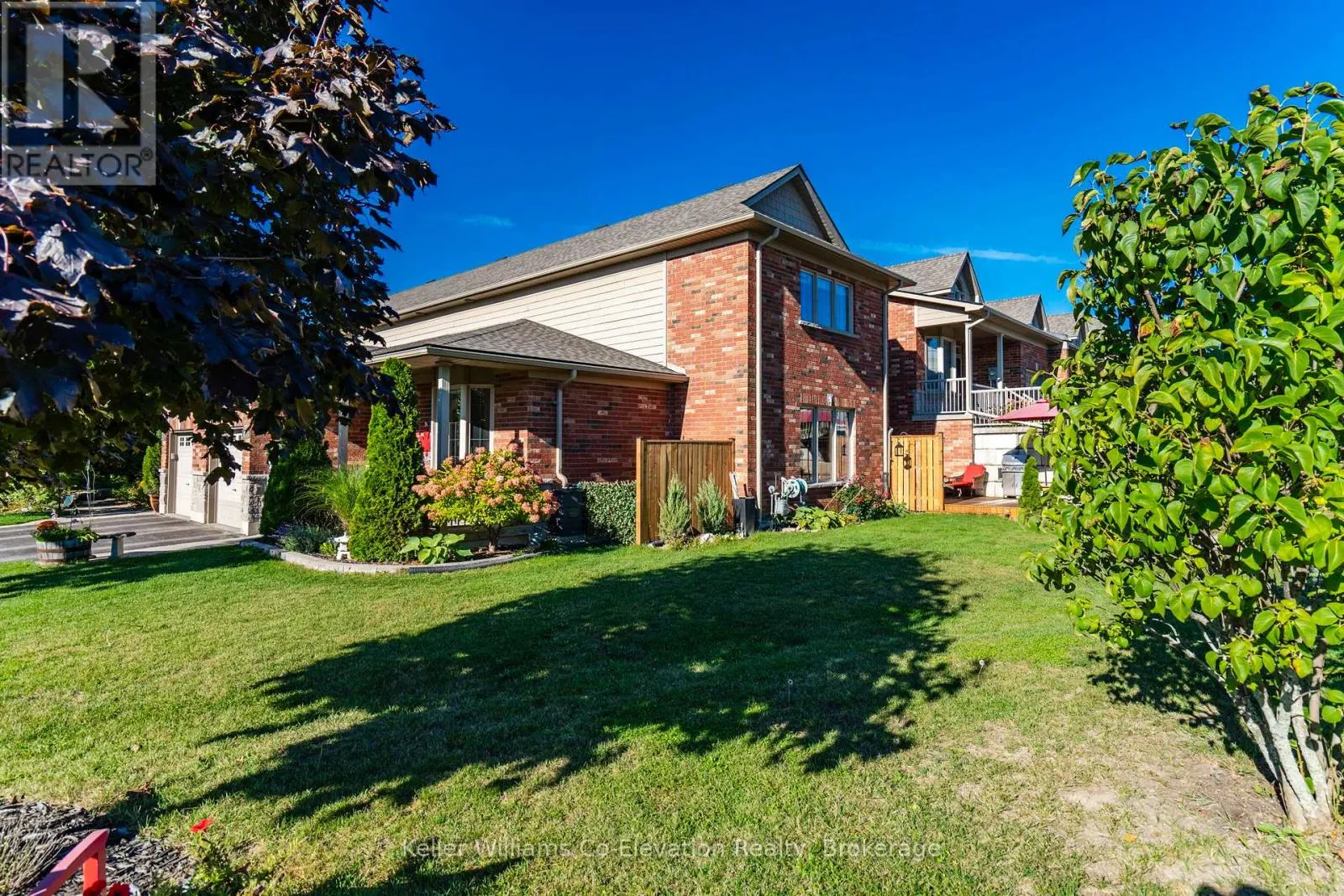 438 SHEWFELT CRESCENT