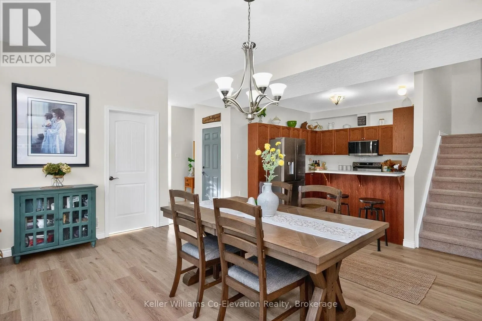 438 SHEWFELT CRESCENT