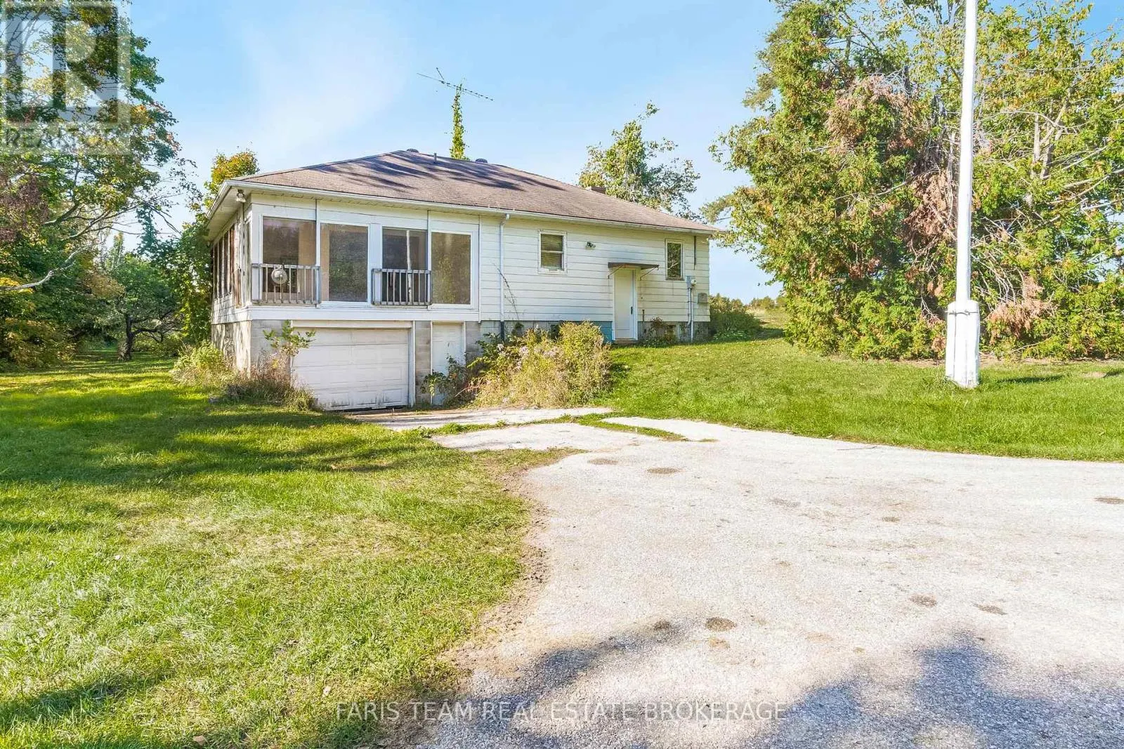 201 RIDGE ROAD W