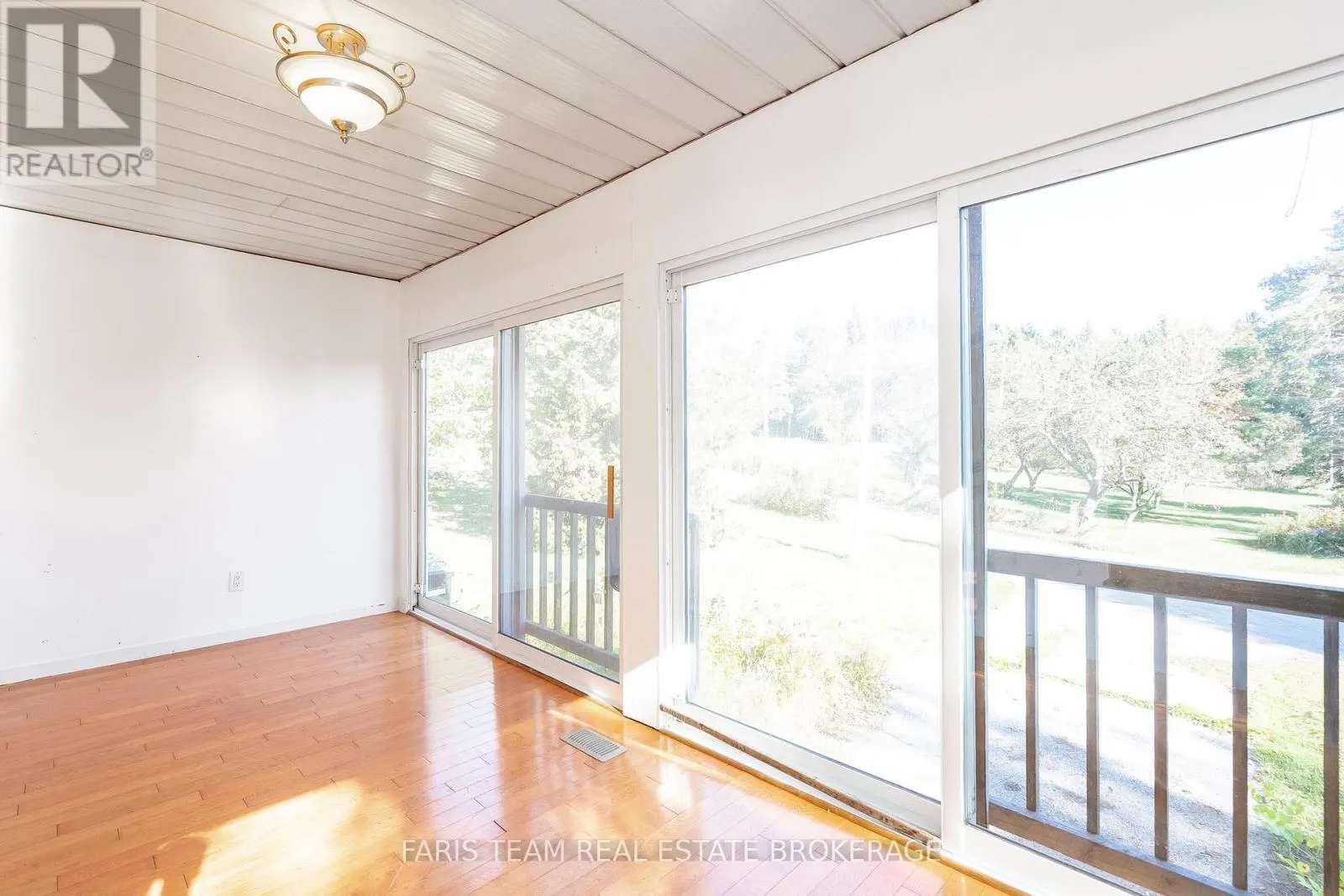 201 RIDGE ROAD W