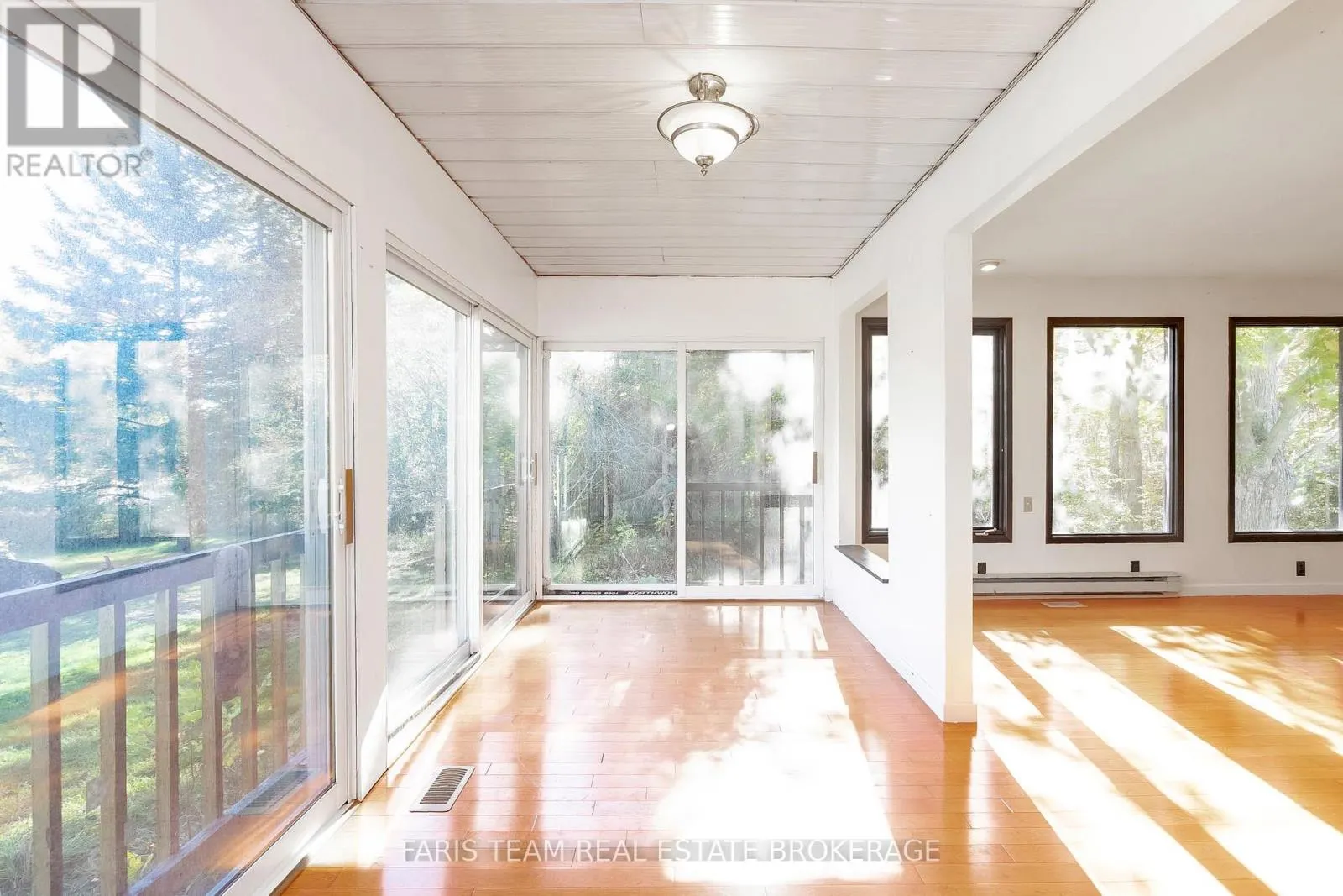 201 RIDGE ROAD W