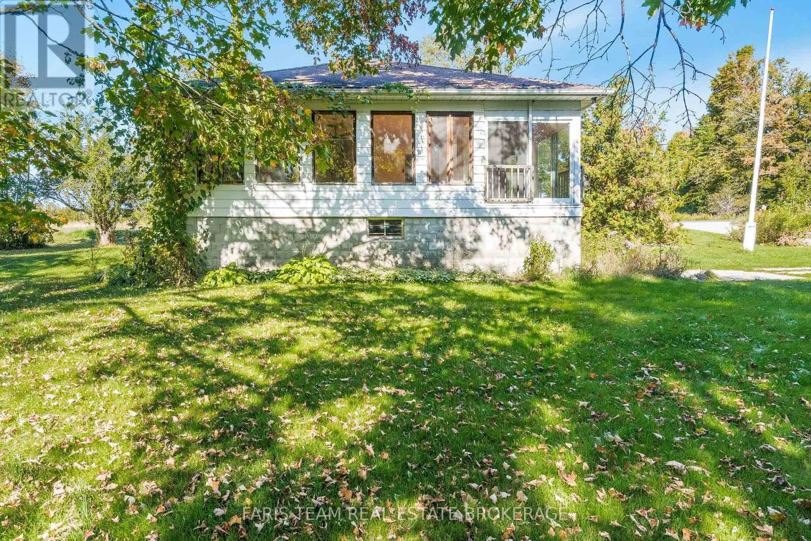 201 RIDGE ROAD W