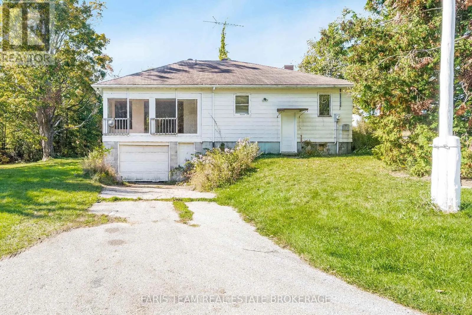 201 RIDGE ROAD W
