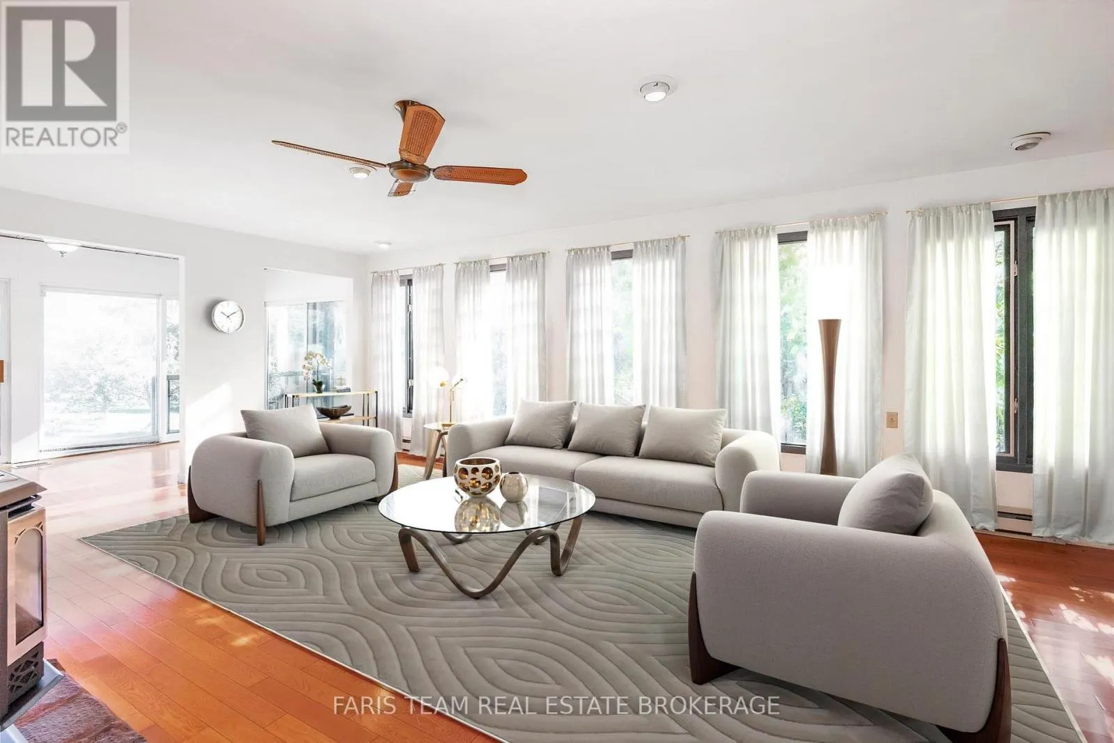 201 RIDGE ROAD W