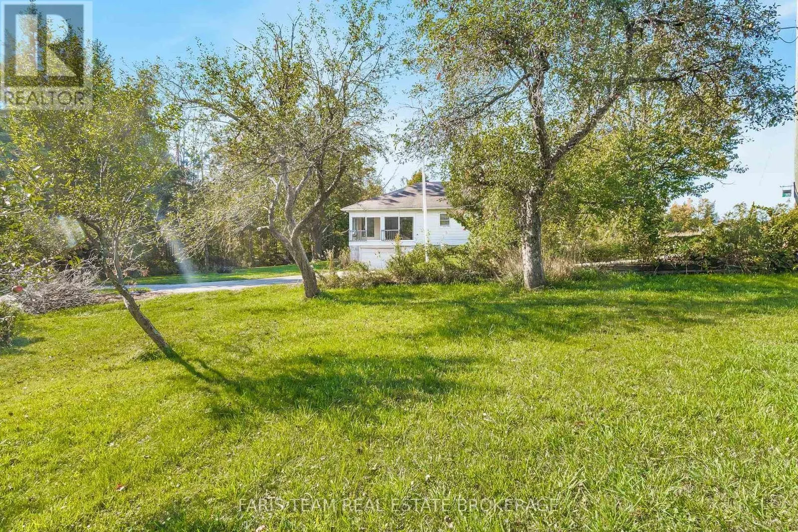 201 RIDGE ROAD W