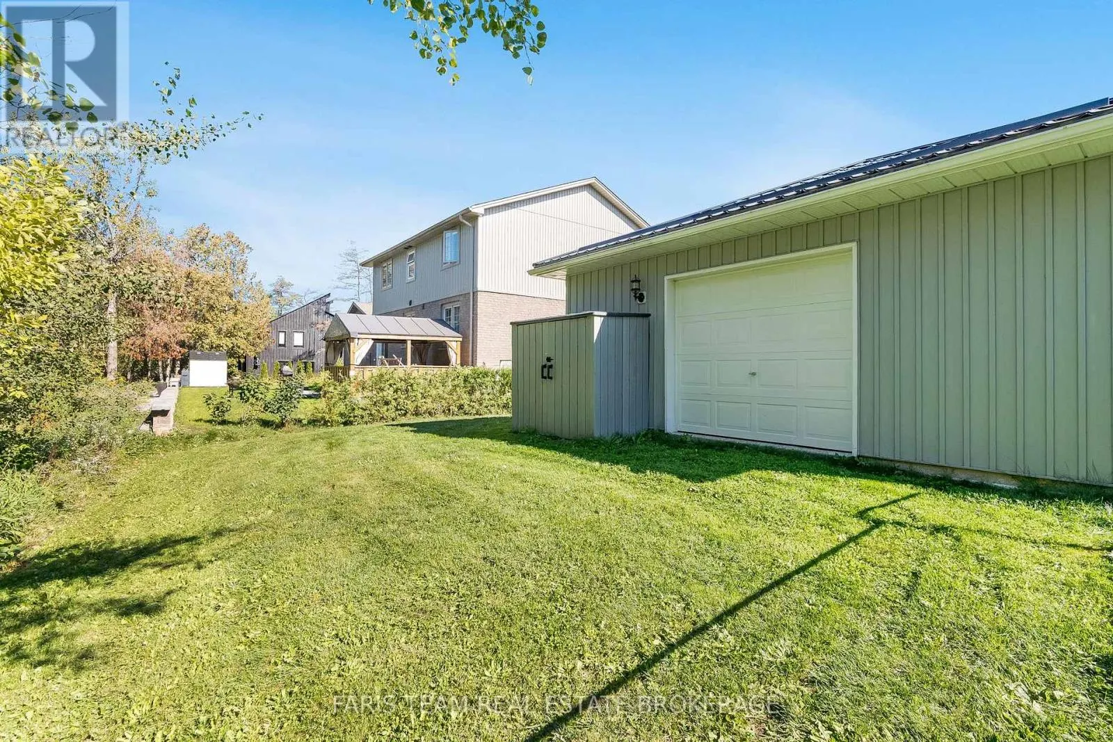 28 SHELSWELL BOULEVARD