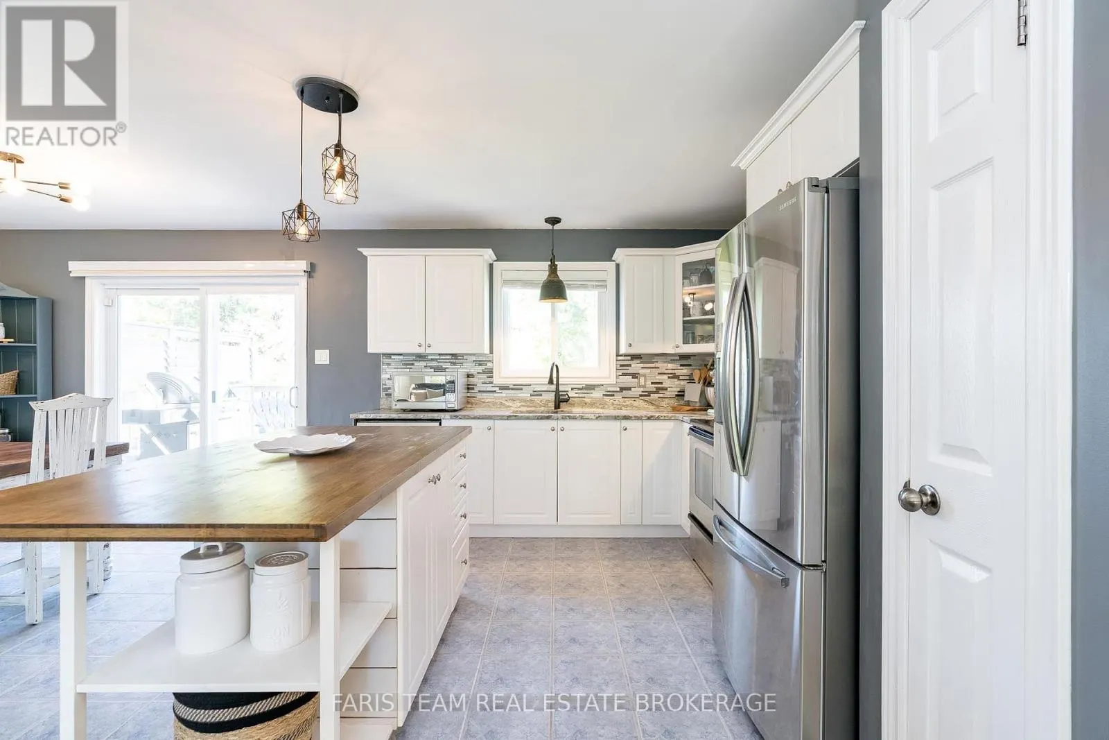 28 SHELSWELL BOULEVARD