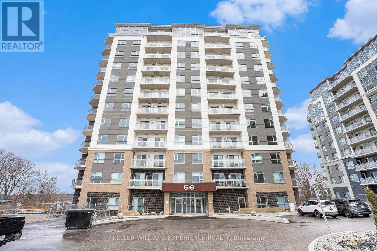 302 - 56 LAKESIDE TERRACE