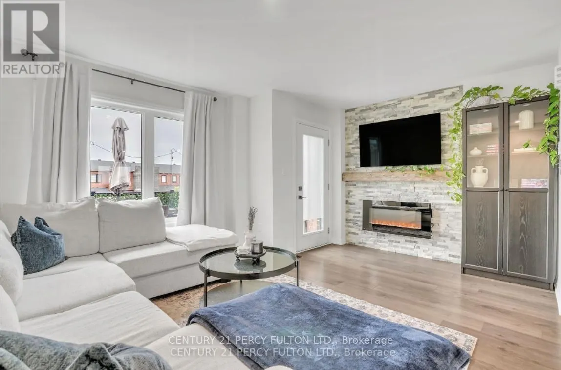 89 FAIRLANE AVENUE