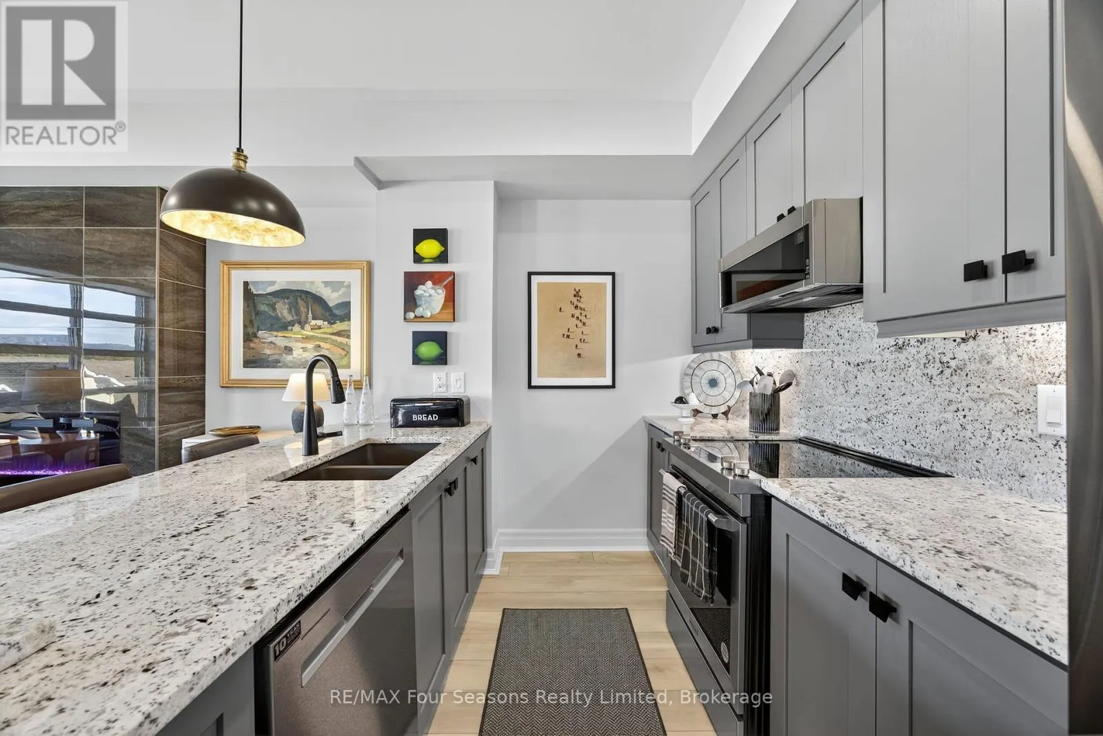 301 - 1 SHIPYARD LANE, #301