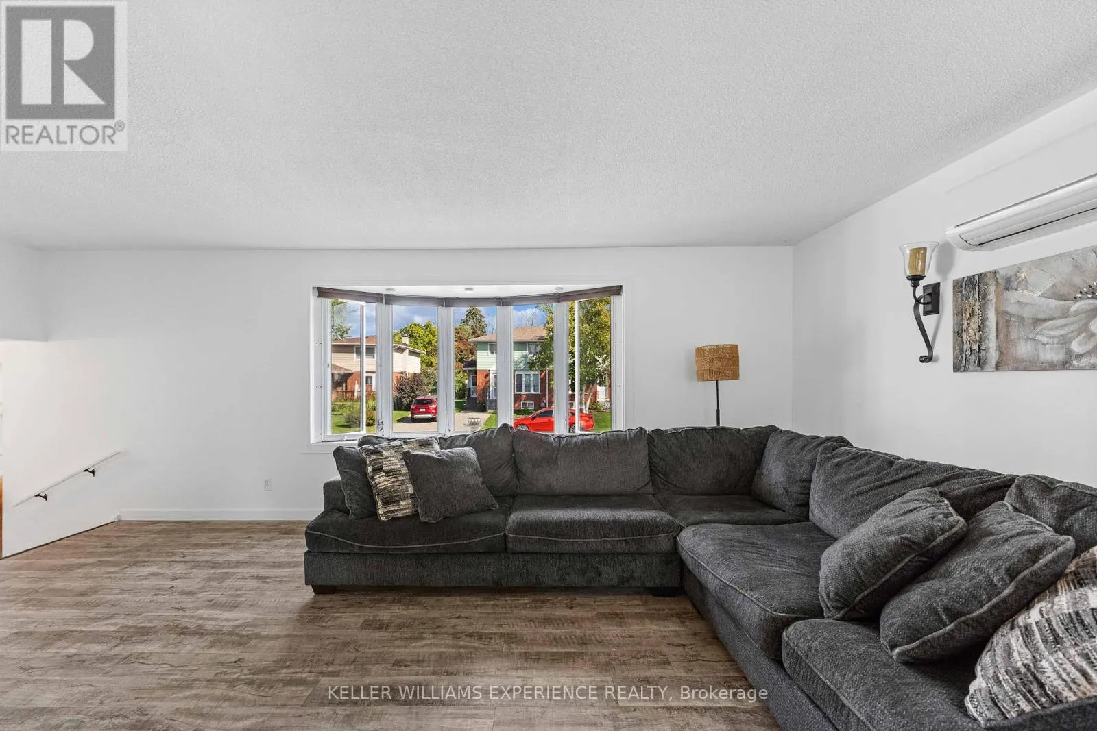 28 GIBBARD CRESCENT