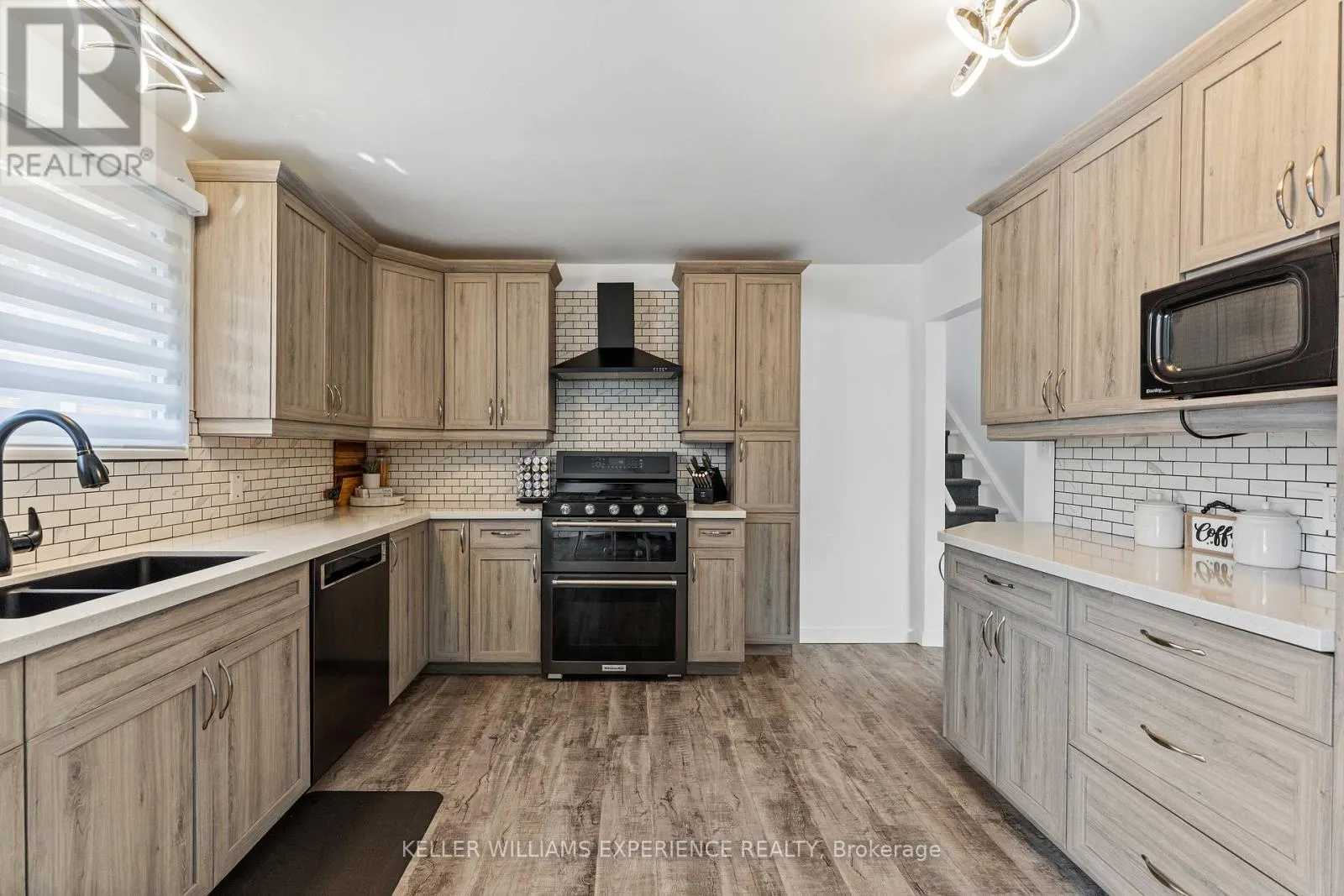 28 GIBBARD CRESCENT