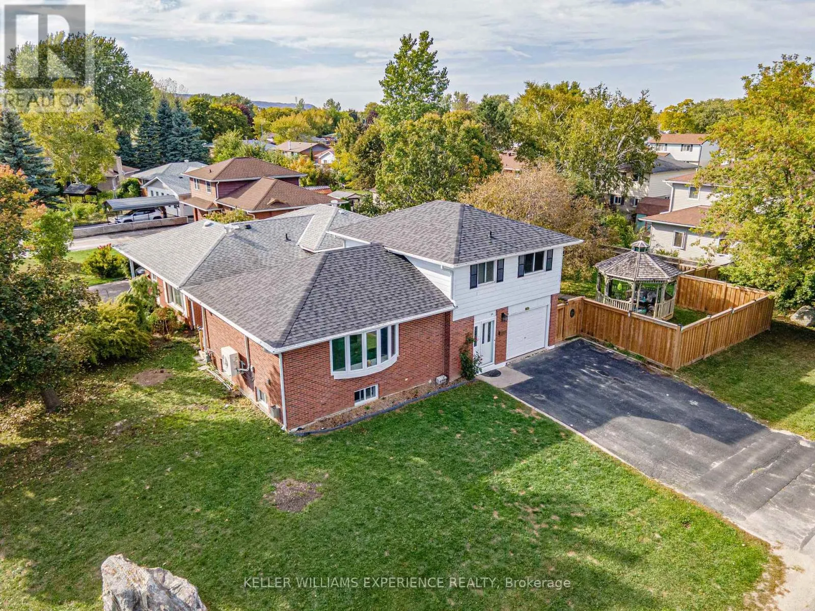28 GIBBARD CRESCENT