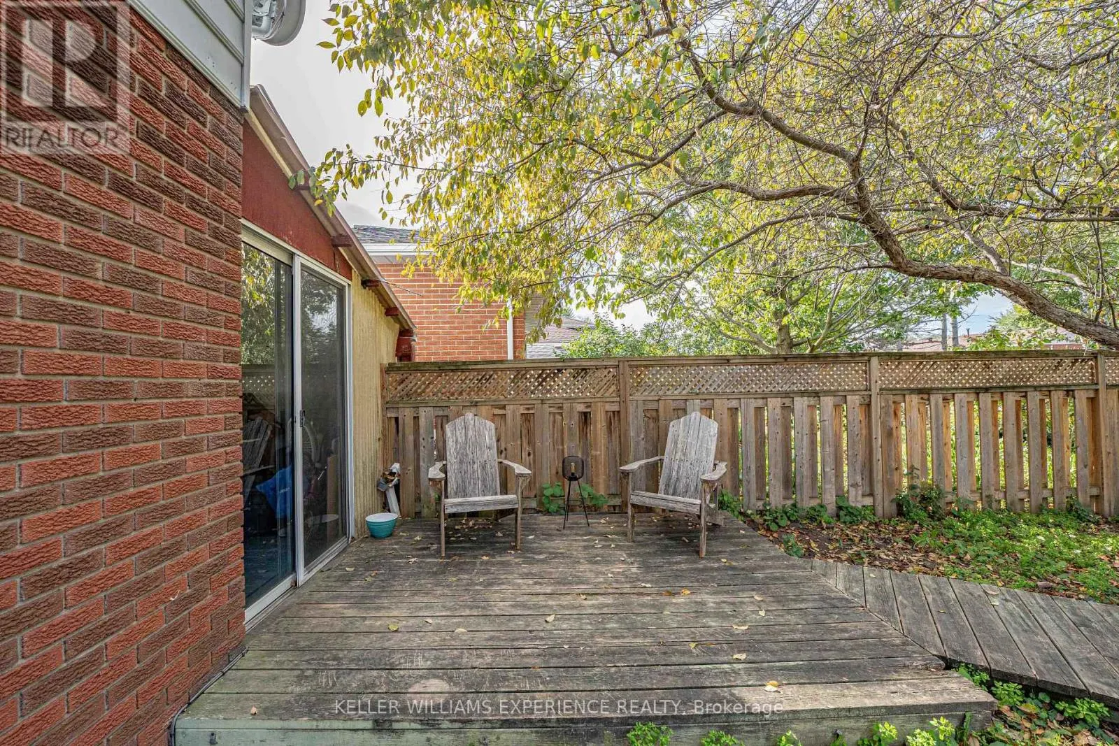 28 GIBBARD CRESCENT