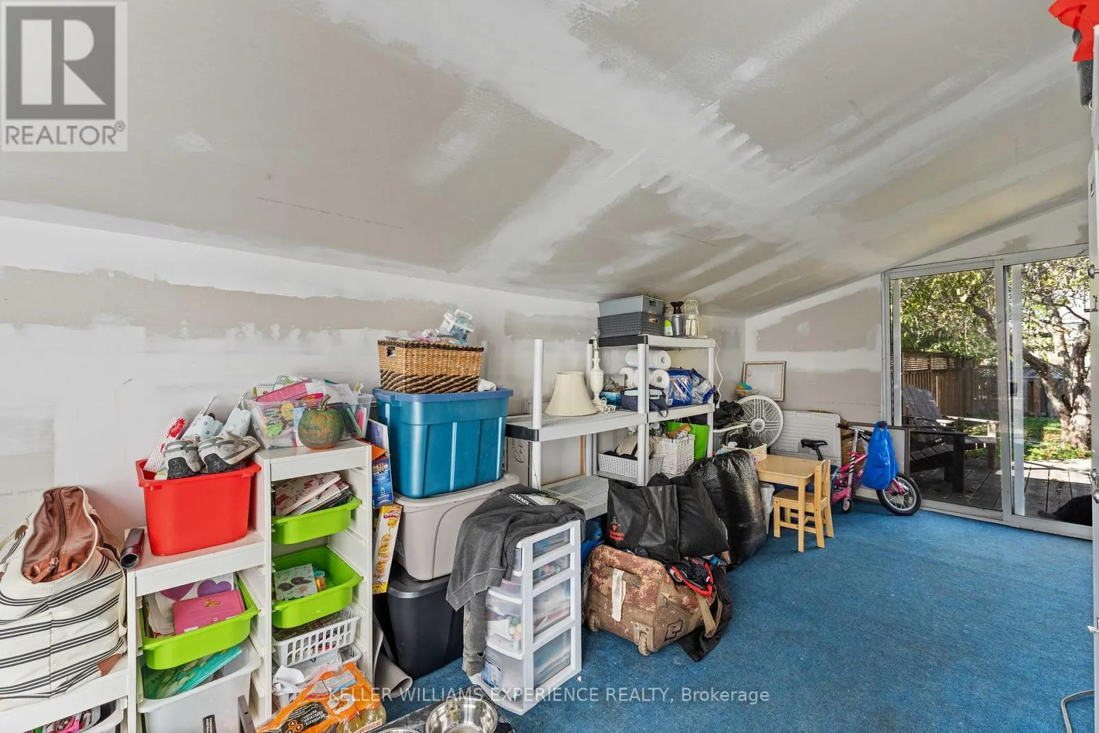28 GIBBARD CRESCENT
