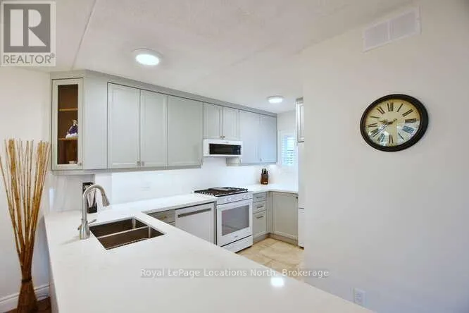 18 - 775 JOHNSTON PARK AVENUE, #18
