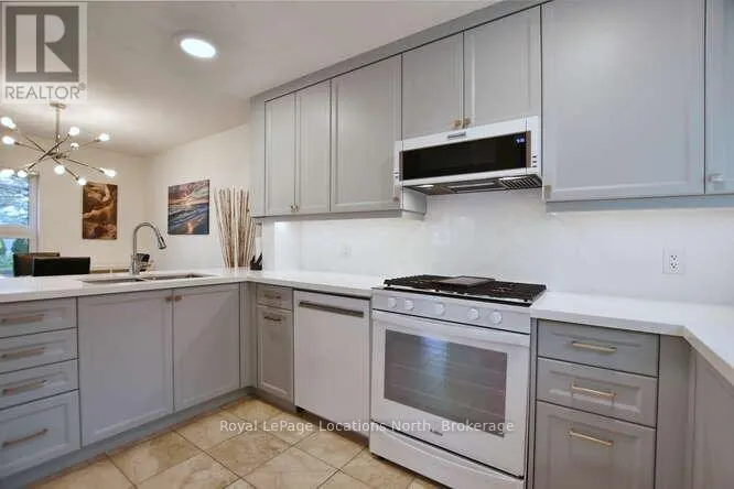 18 - 775 JOHNSTON PARK AVENUE, #18