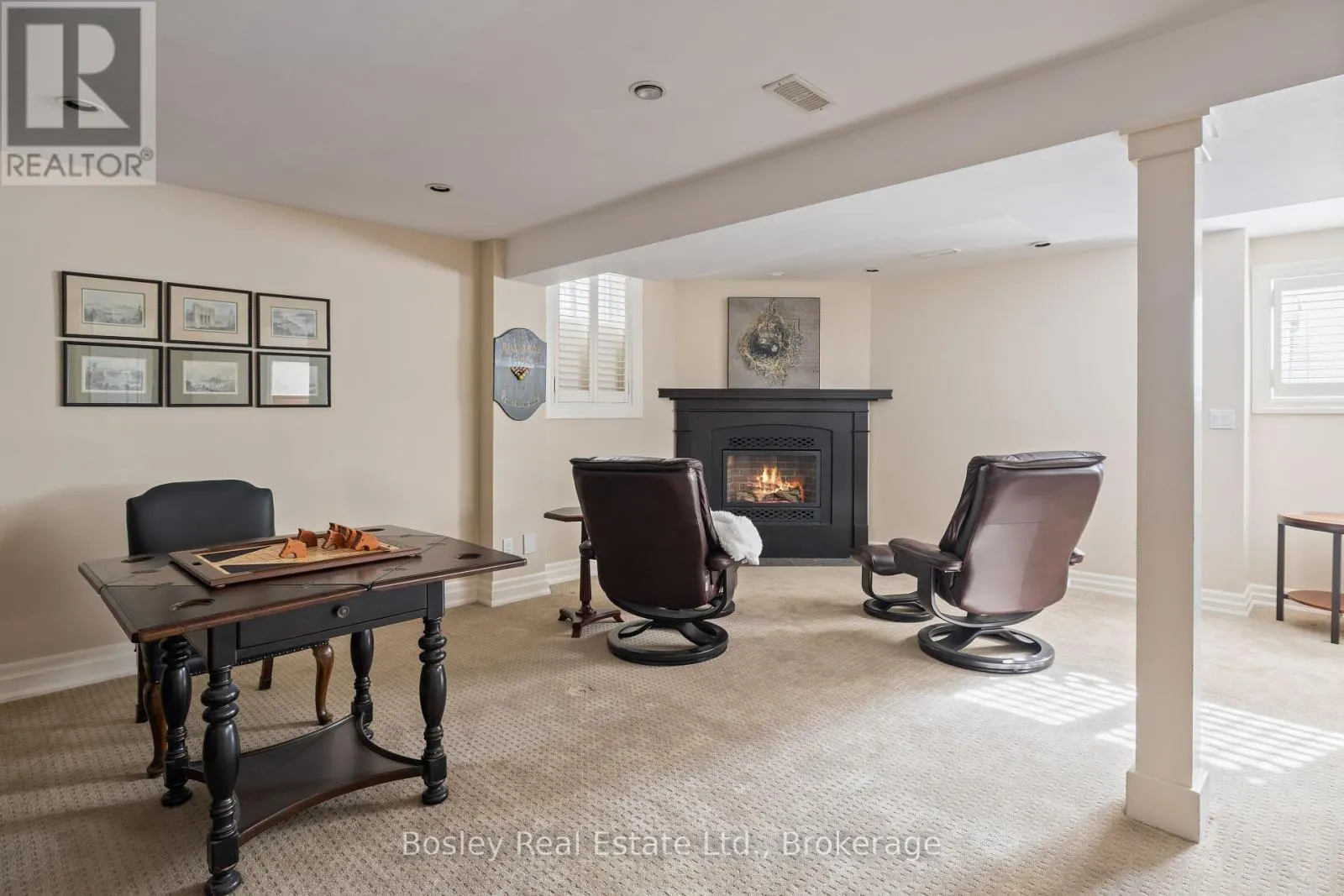55 WATERFRONT CIRCLE