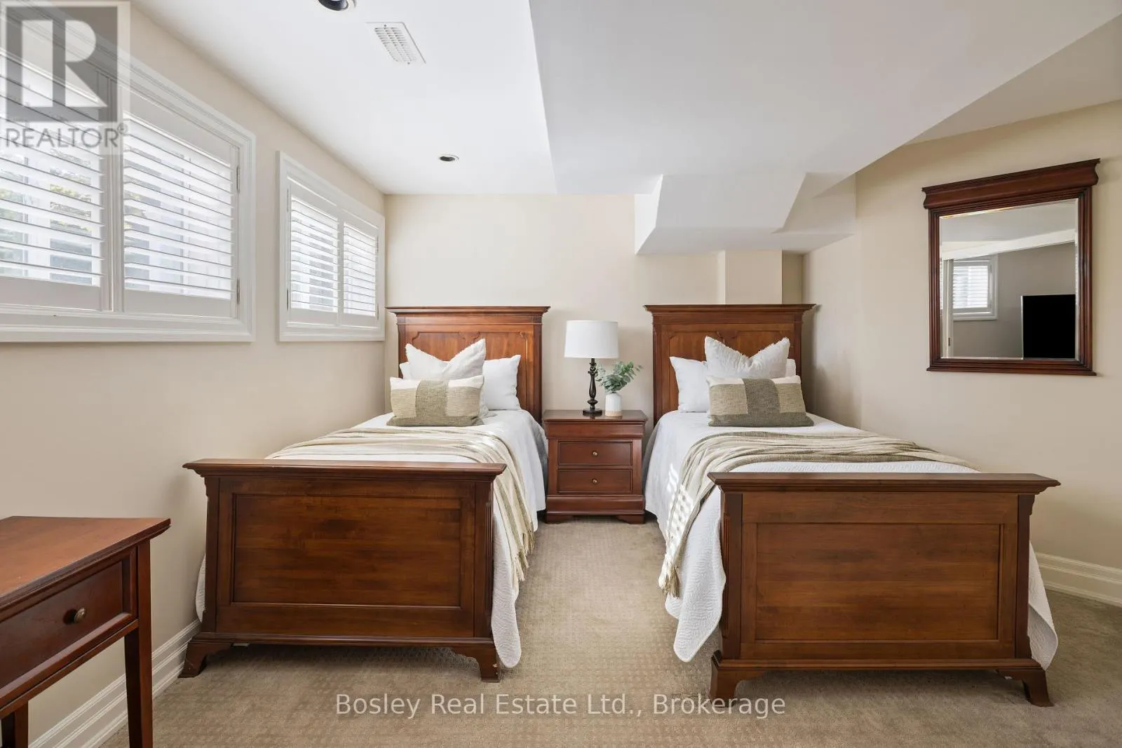 55 WATERFRONT CIRCLE