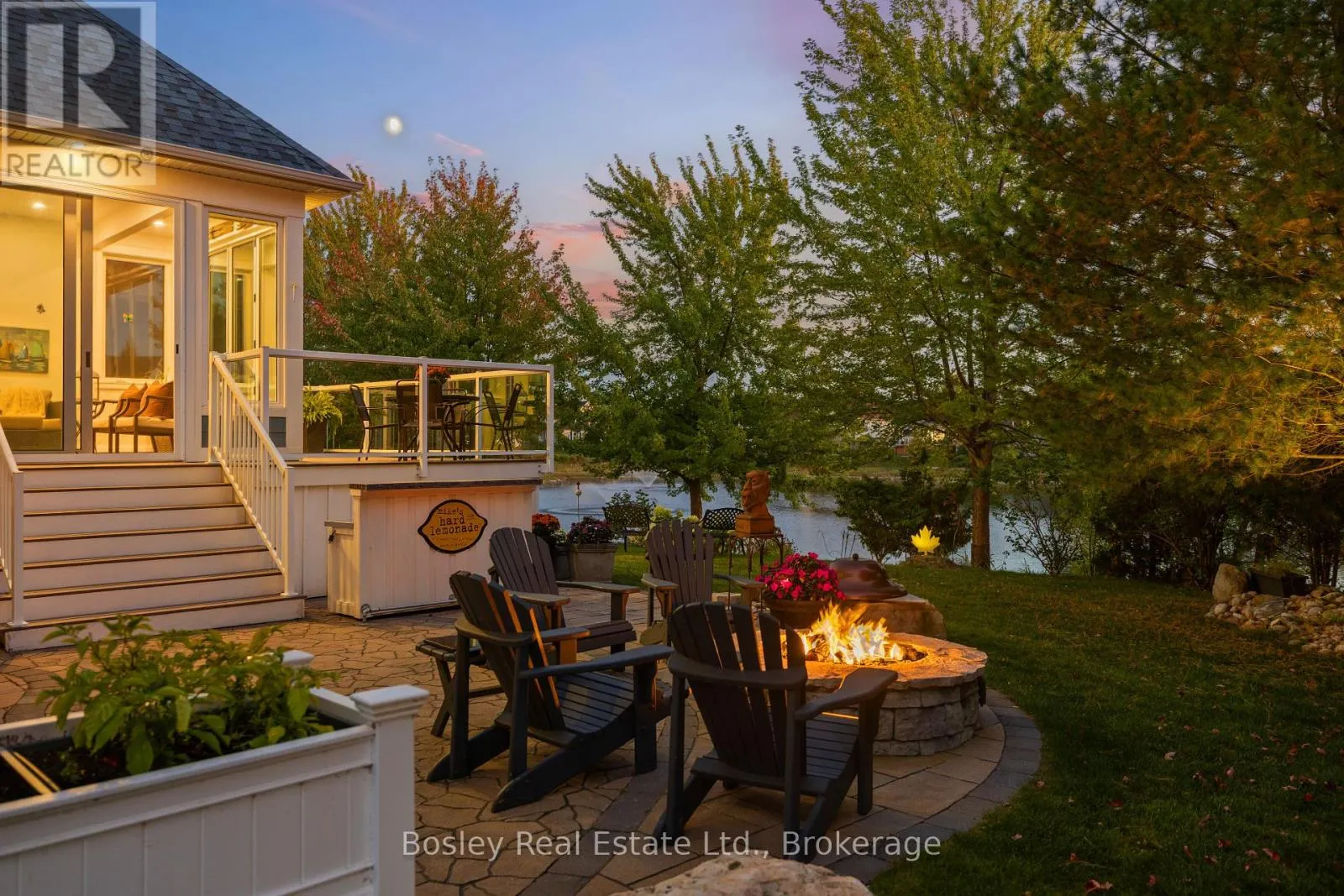 55 WATERFRONT CIRCLE